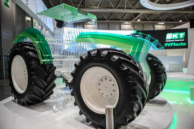 Kādi mēdz būt protektora zīmējumi traktoru riepām?